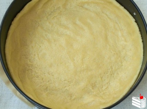 Рецепт песочного пирога с вишней.