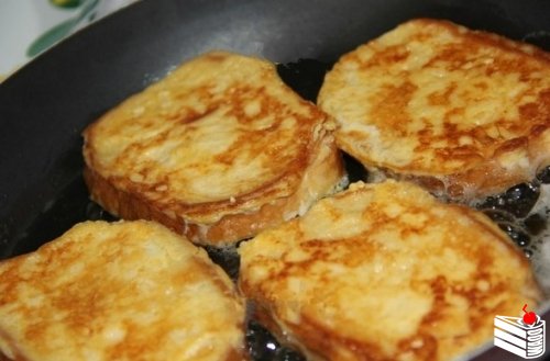 Рецепт сырных гренок от Вероники Крамарь.