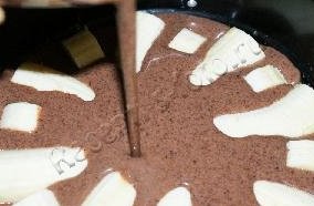 Шоколадно — банановый торт (без выпечки)